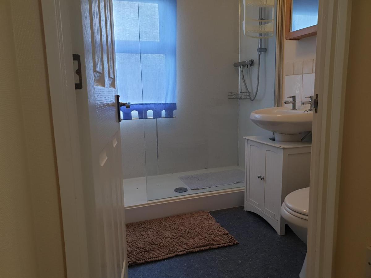 Ocean View 95 Hotel Trimingham Екстериор снимка
